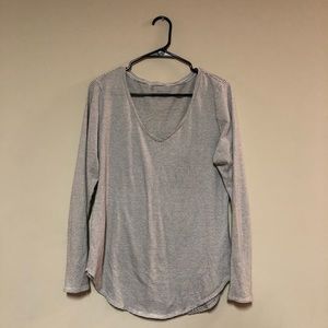 Old navy long sleeve size M